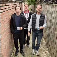 Alley Walk
